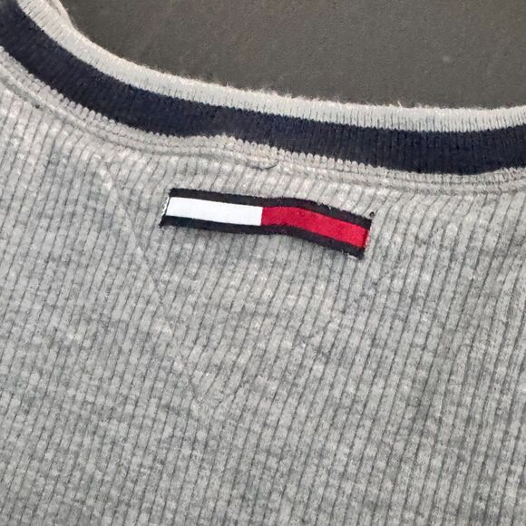 Tommy Jeans Men’s Long Sleeve V-Neck Sweater Gray Stripe Sleeve Logo Size L Y2K - Picture 5 of 9